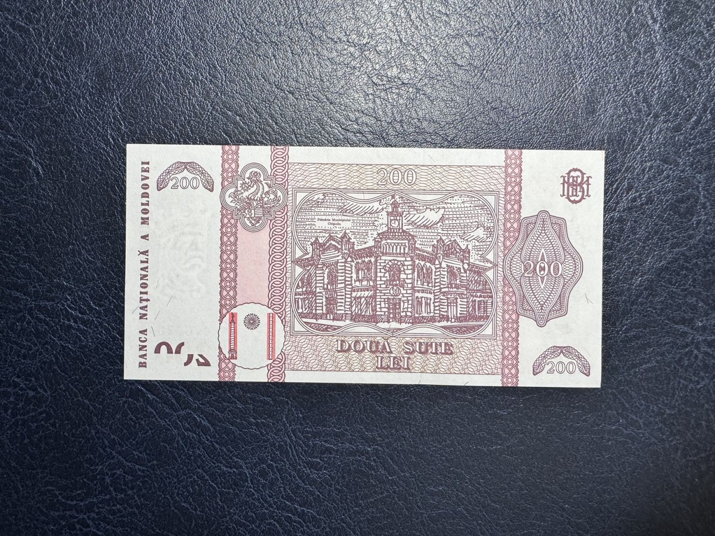 收藏联盟Quantum Auction 第339期拍卖  萨尔瓦多2013年200列伊纪念钞 品相全新UNC