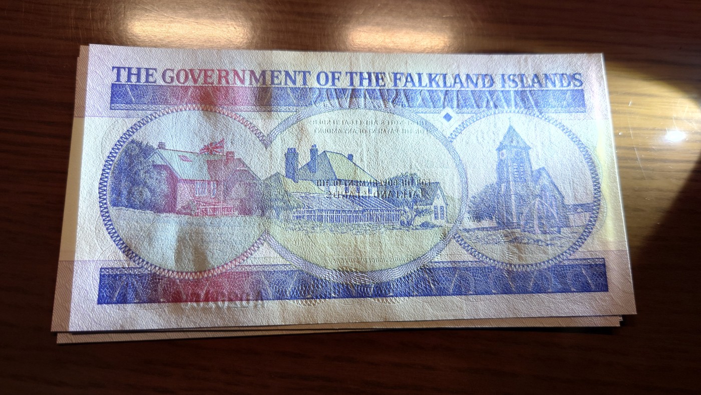 【世界钱币】精选微拍第101期暨2024年第12期  部分卖剩的新品裸钞评级币展销 1990年福克兰群岛50元 全新绝品无47尾号195