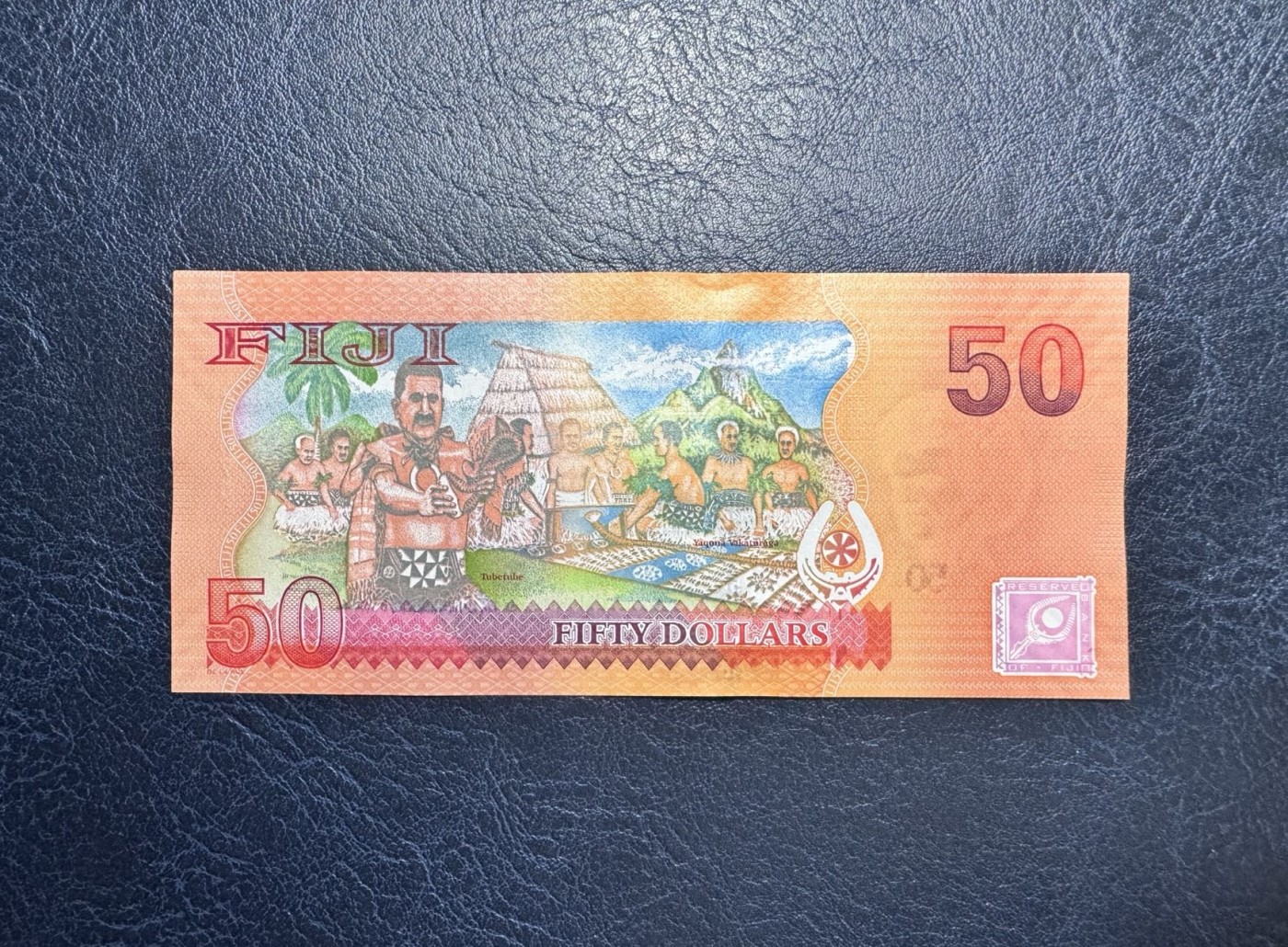 收藏联盟Quantum Auction 第339期拍卖  斐济2013年版50元 品相全新UNC 号码无4 正面为稀有血兰花