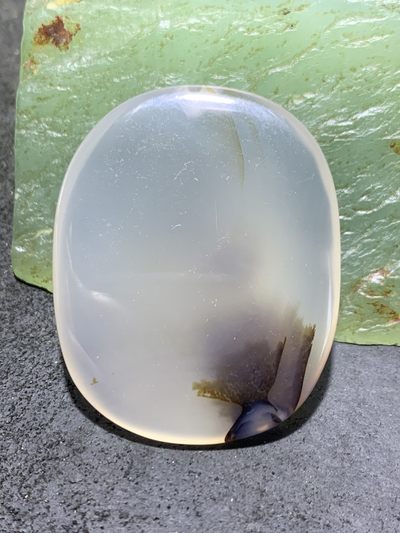 精美高玉化马达加斯加海洋玉髓草花纹牌子一个！ 精美高玉化马达加斯加海洋玉髓草花纹牌子一个！