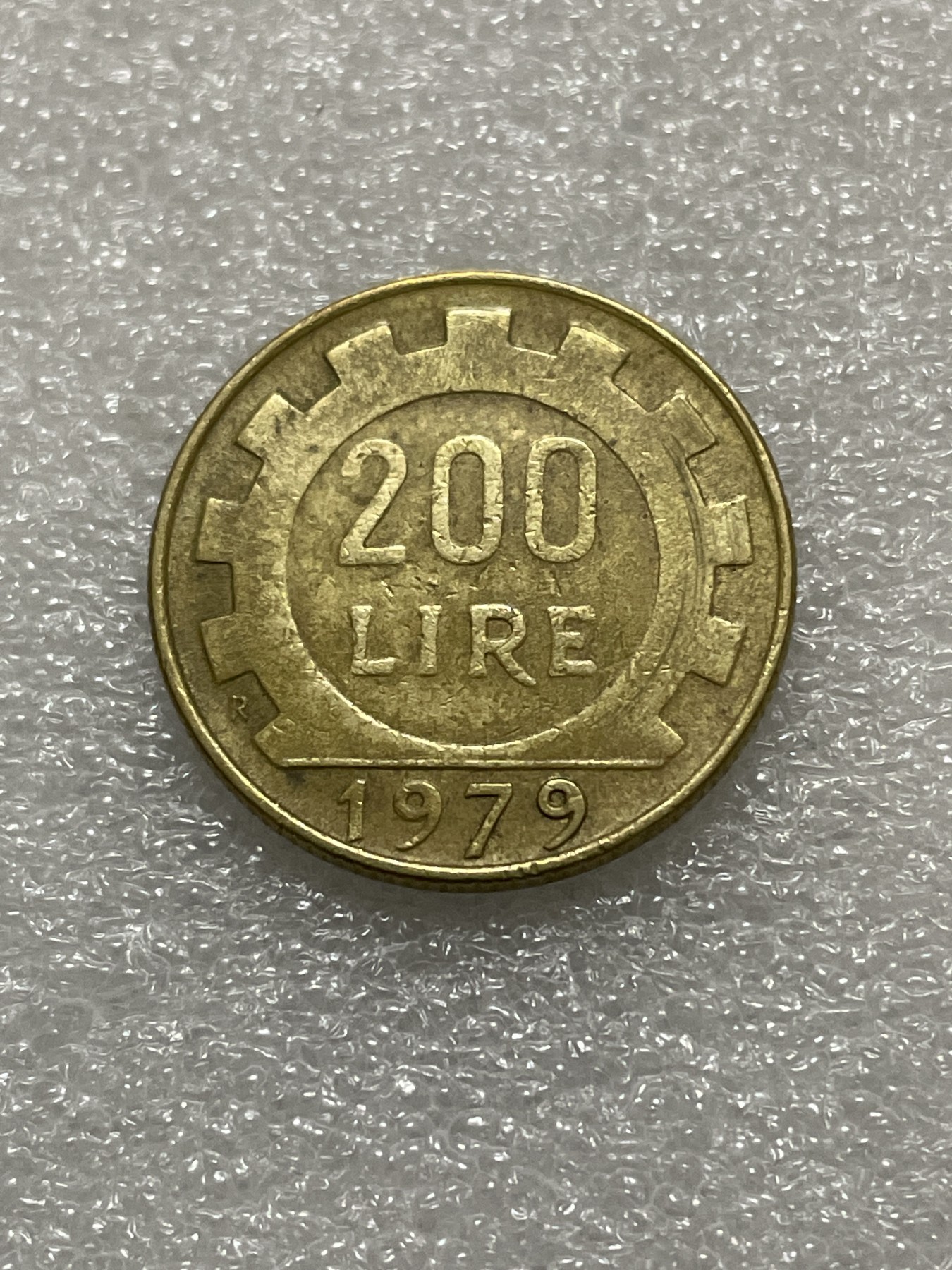 神仙姐姐散币好品专场第三十一期（无佣金满邮自动发出 1979 年意大利 200 里拉