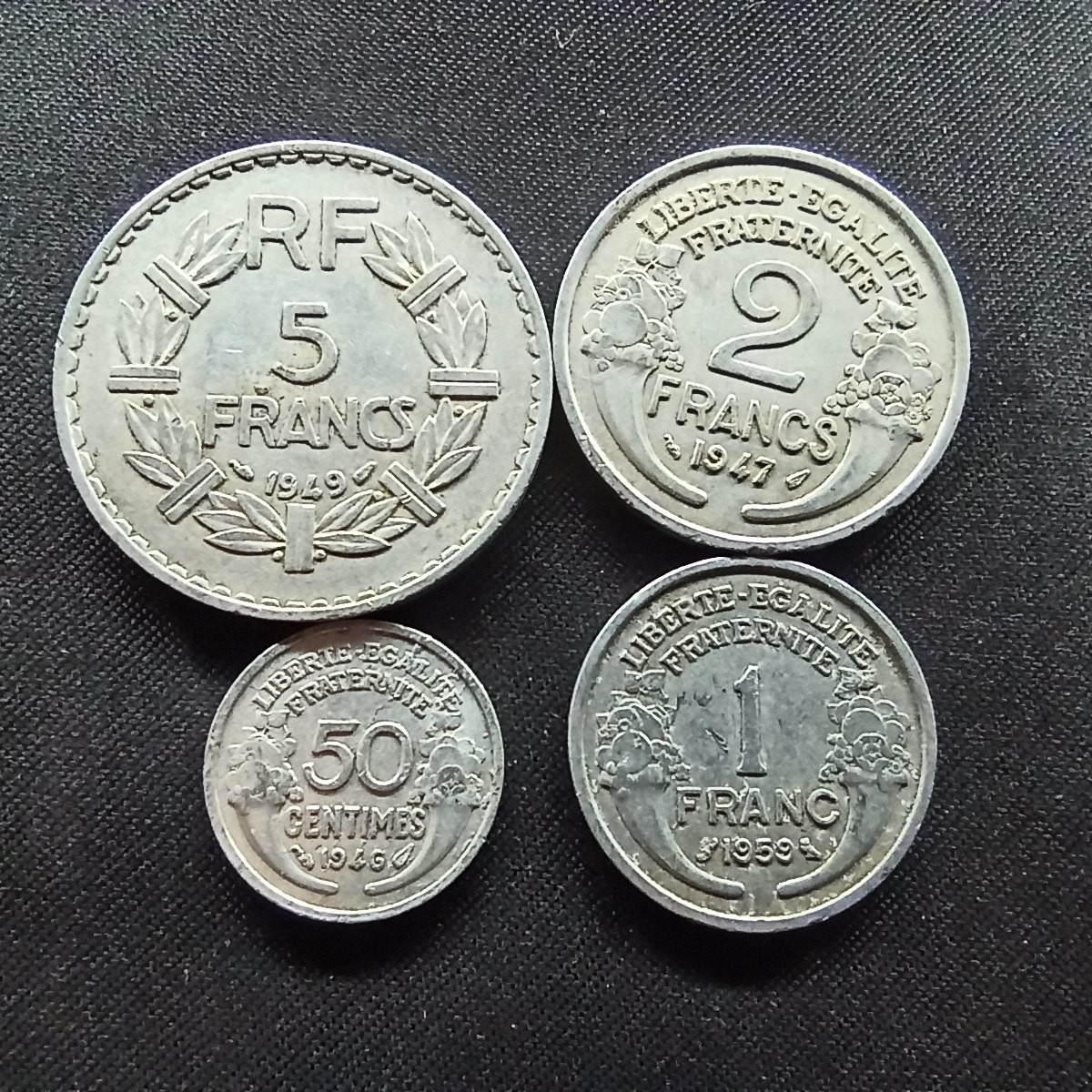 邮泉阁限时拍卖第二场 法国硬币专场 法国40-50年代铝币4枚