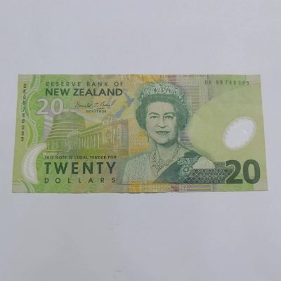 各国外币第34期 - 新西兰20元塑料钞 流通
