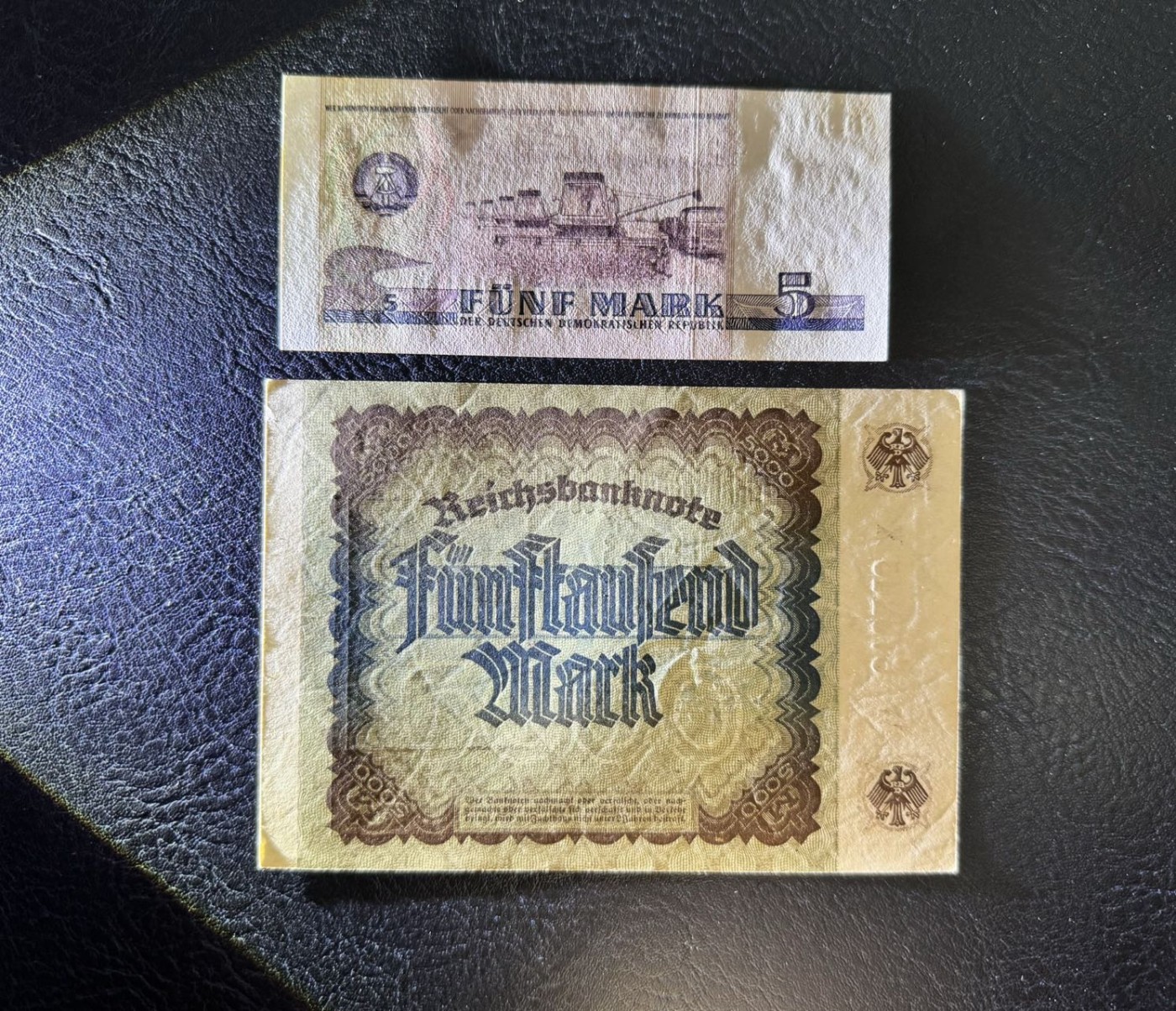 收藏联盟Quantum Auction 第339期拍卖  德国1971年5马克和1922年5000马克 品相UNC- 黄斑