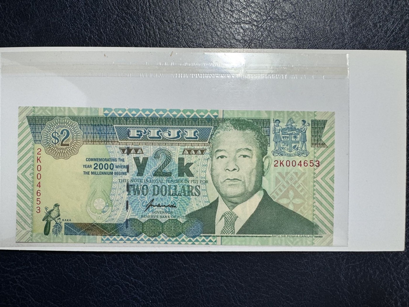 收藏联盟Quantum Auction 第339期拍卖  斐济2000年2元千禧年纪念钞 品相全新UNC 带原册