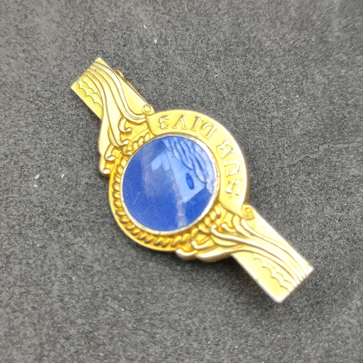 全场0元起拍 第149期 咸鱼国勋章拍卖专场 4月21日（周日）下午6：00开始 日本珐琅领带夹