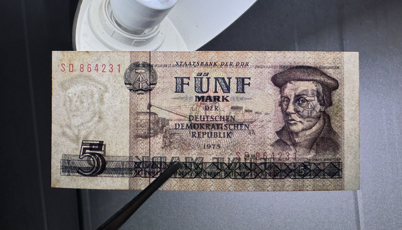 收藏联盟Quantum Auction 第339期拍卖  德国1971年5马克和1922年5000马克 品相UNC- 黄斑