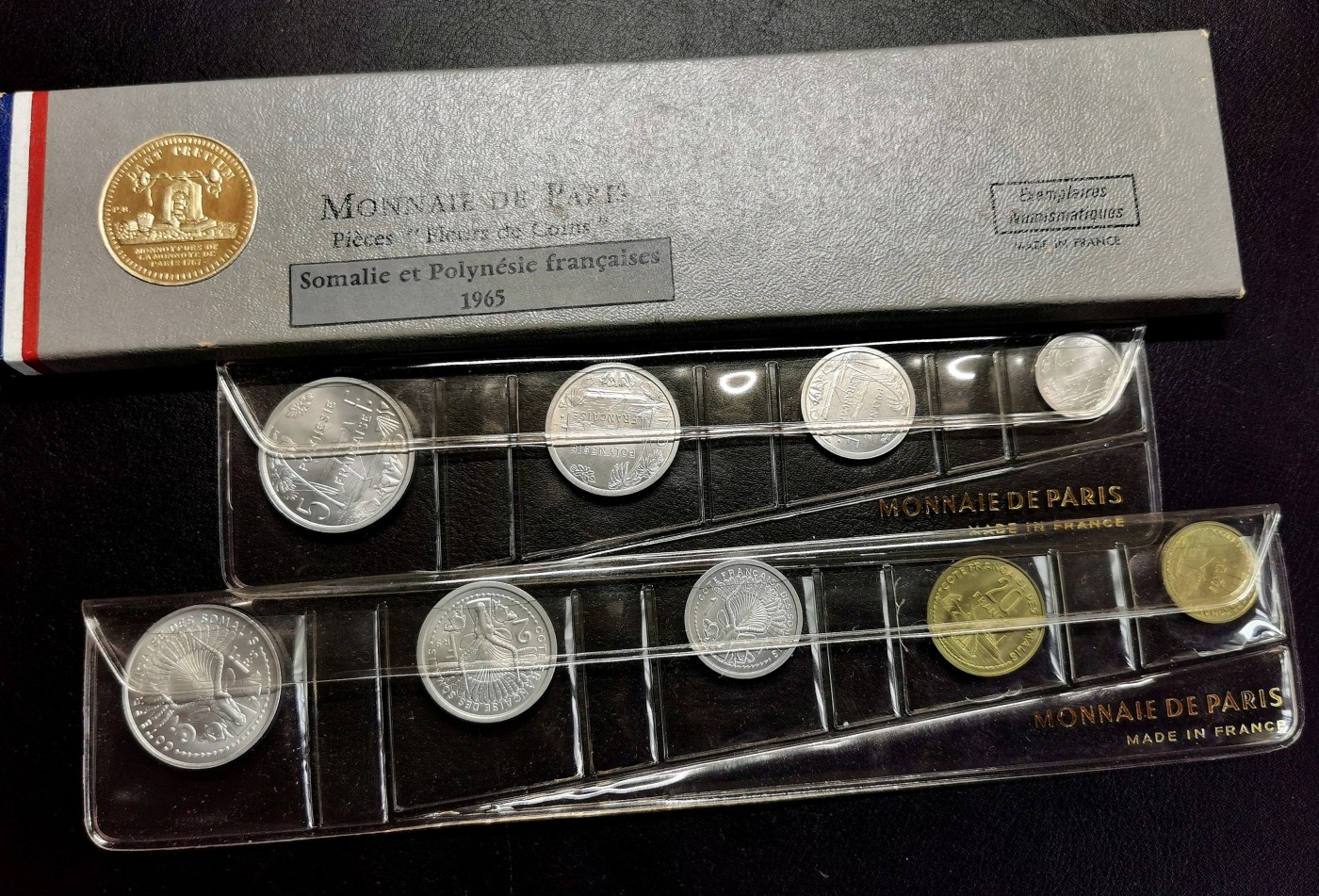 凡希社世界钱币微拍第二百六十六期 1965法属索马里与波利尼西亚FDC两套原厂包装！