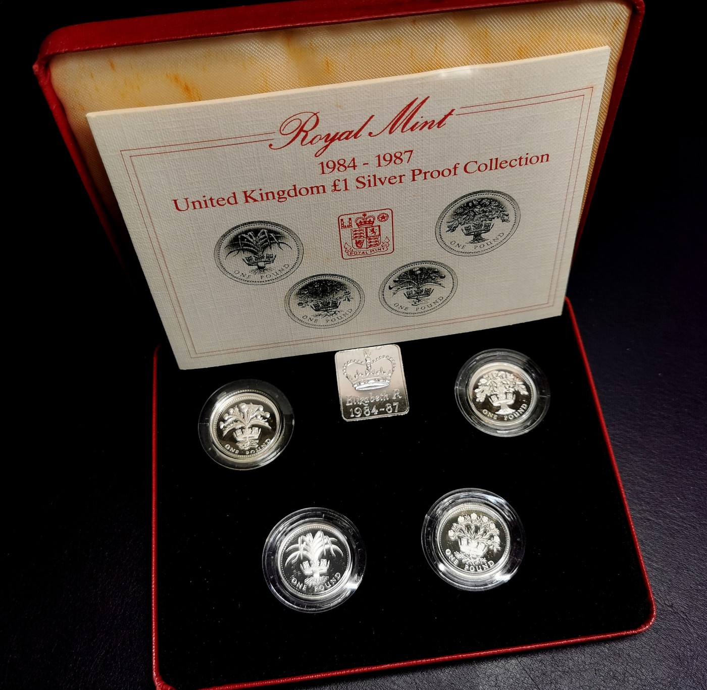 凡希社世界钱币微拍第二百六十六期 1983-87英国精铸1镑银币四枚套装附原盒证书！