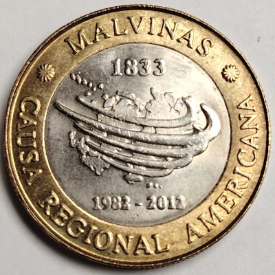 布加迪🐬～世界钱币🌾第 119 期 /  各国币及散币 - 阿根廷🇦🇷2012年 2比索 英阿马岛战争30周年纪念币 24.5mm