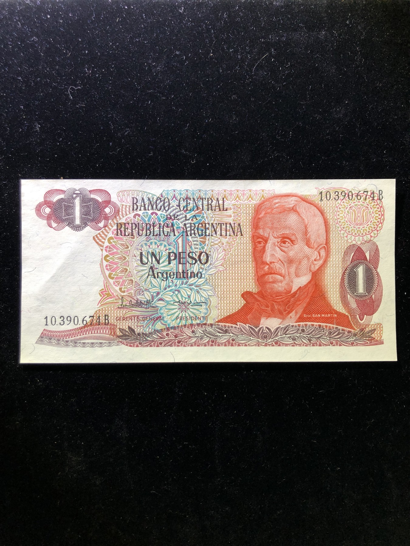 世界外币 1973年，南美洲，阿根廷1彼索纸币，全新UNC品相