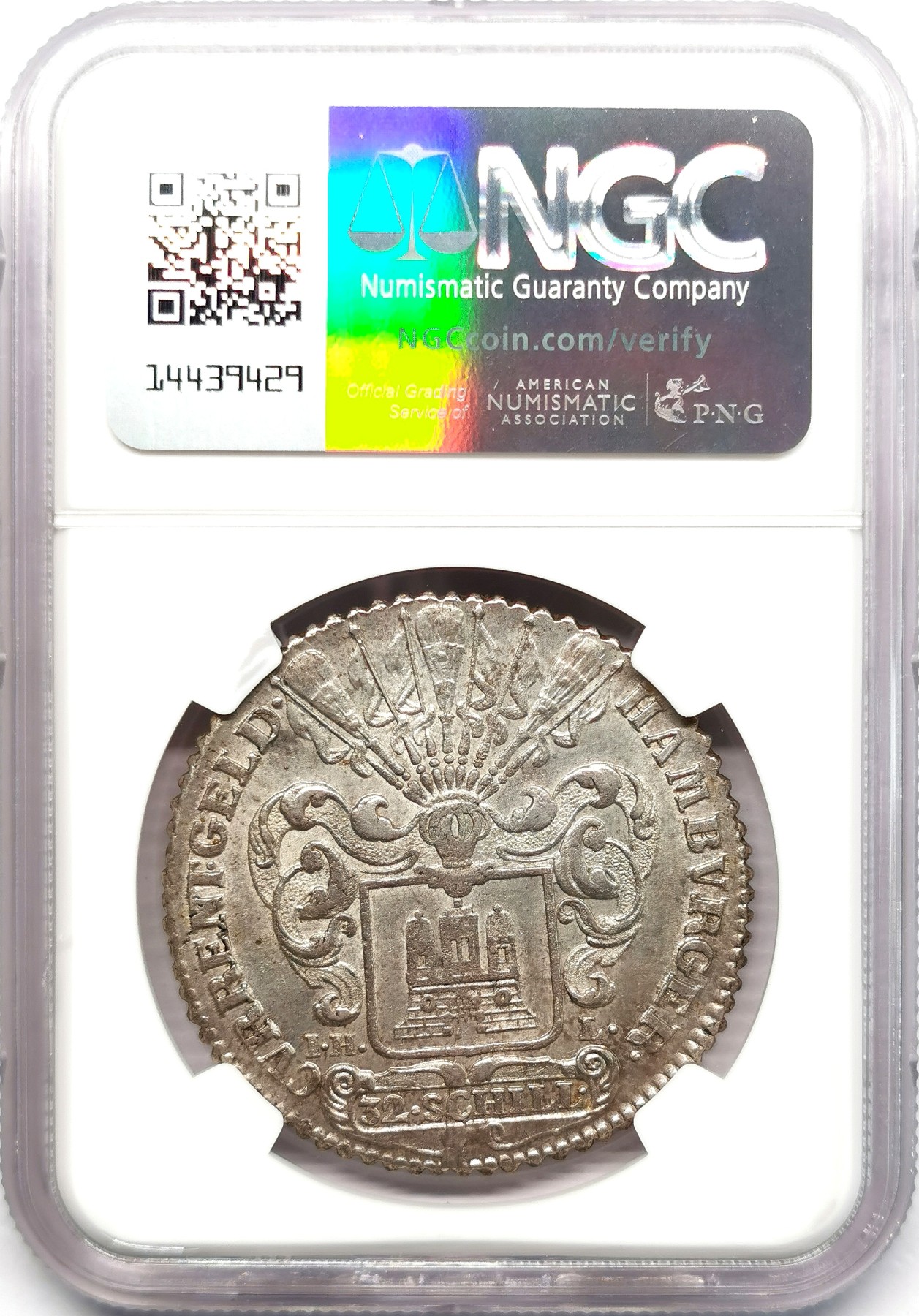 凡希社世界钱币微拍第二百六十六期 荐！1758帝国自由市汉堡城市徽章32先令大银NGC-MS64，灰彩皮蛋光，质感卓越的一枚！