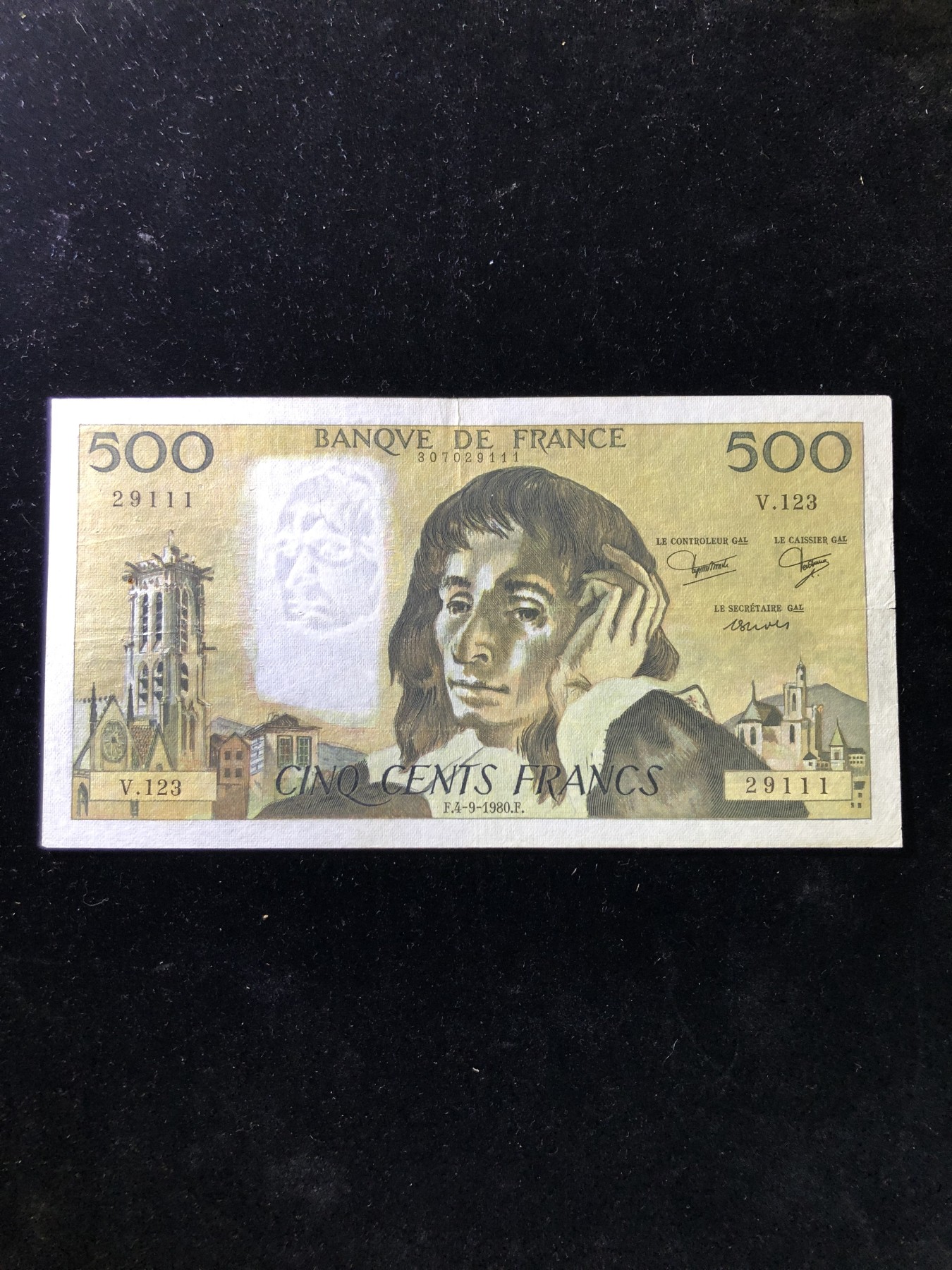 世界外币 1980年，法国500法郎，帕斯尔人像纸币，中品