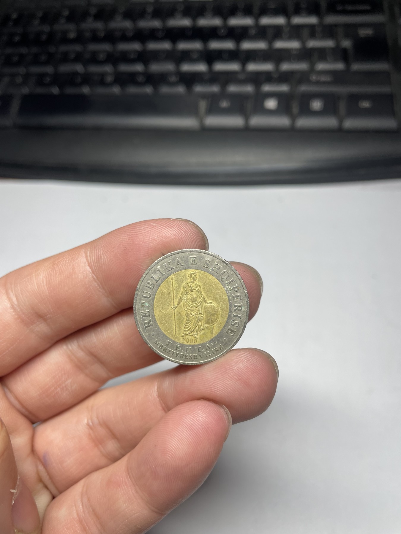 2024年集古藏今外币拍卖第五期-第2场—（总第42拍） 2000年阿尔巴尼亚100列克