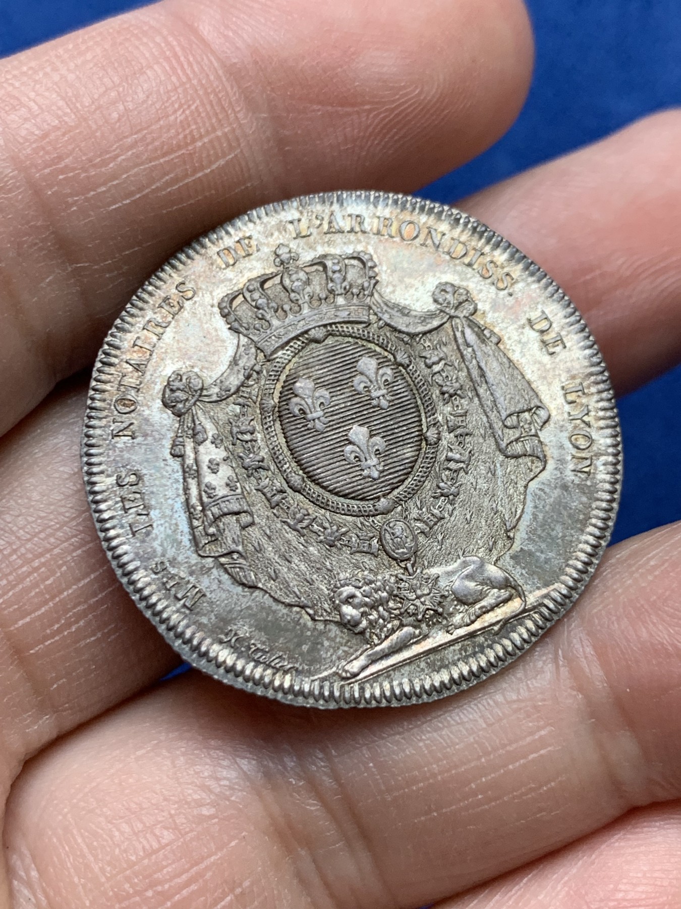 《竞宝斋》第262场-周日，周一，周二 3场连拍 (全场包邮) 法国1812年里昂公证人银质代用币，12.25g，32.5mm，早期无边铭