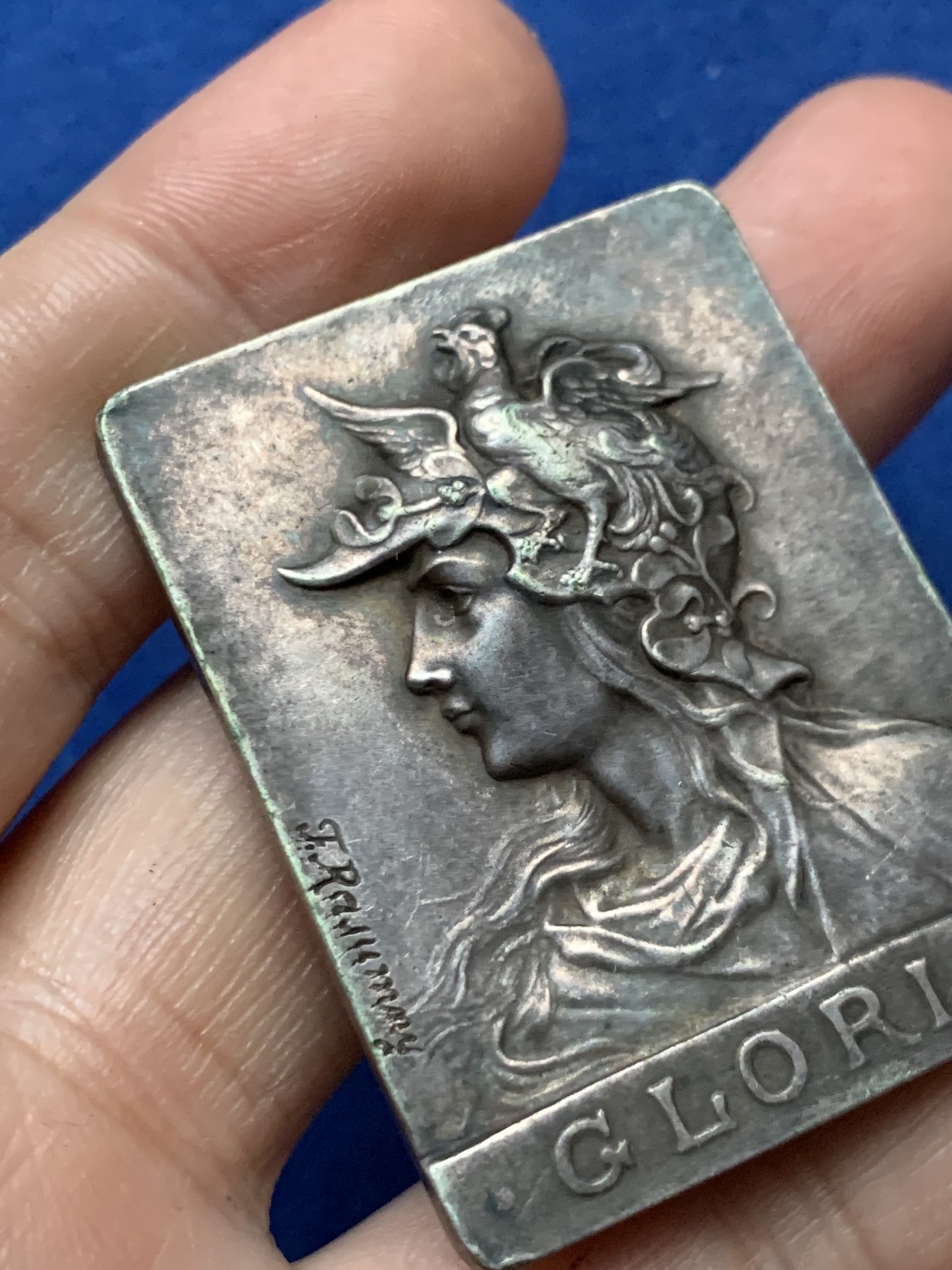 《竞宝斋》第262场-周日，周一，周二 3场连拍 (全场包邮) 法国图尔市体操比赛镀银铜质方章，33.92g，34.6*45.3mm，青铜铜标