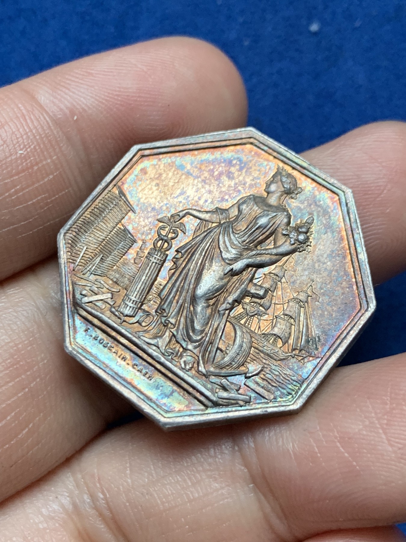 《竞宝斋》第262场-周日，周一，周二 3场连拍 (全场包邮) 法国诺曼底卡昂北部商船公司八角银质代币，14.49g，30.8mm，手指边铭，首见品种