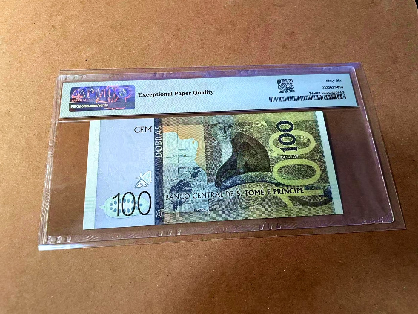 【Blue Auction】✨世界纸币精拍第464期【精】 【555豹子号】圣多美和普林西比 2016年100多布拉 PMG66EPQ 