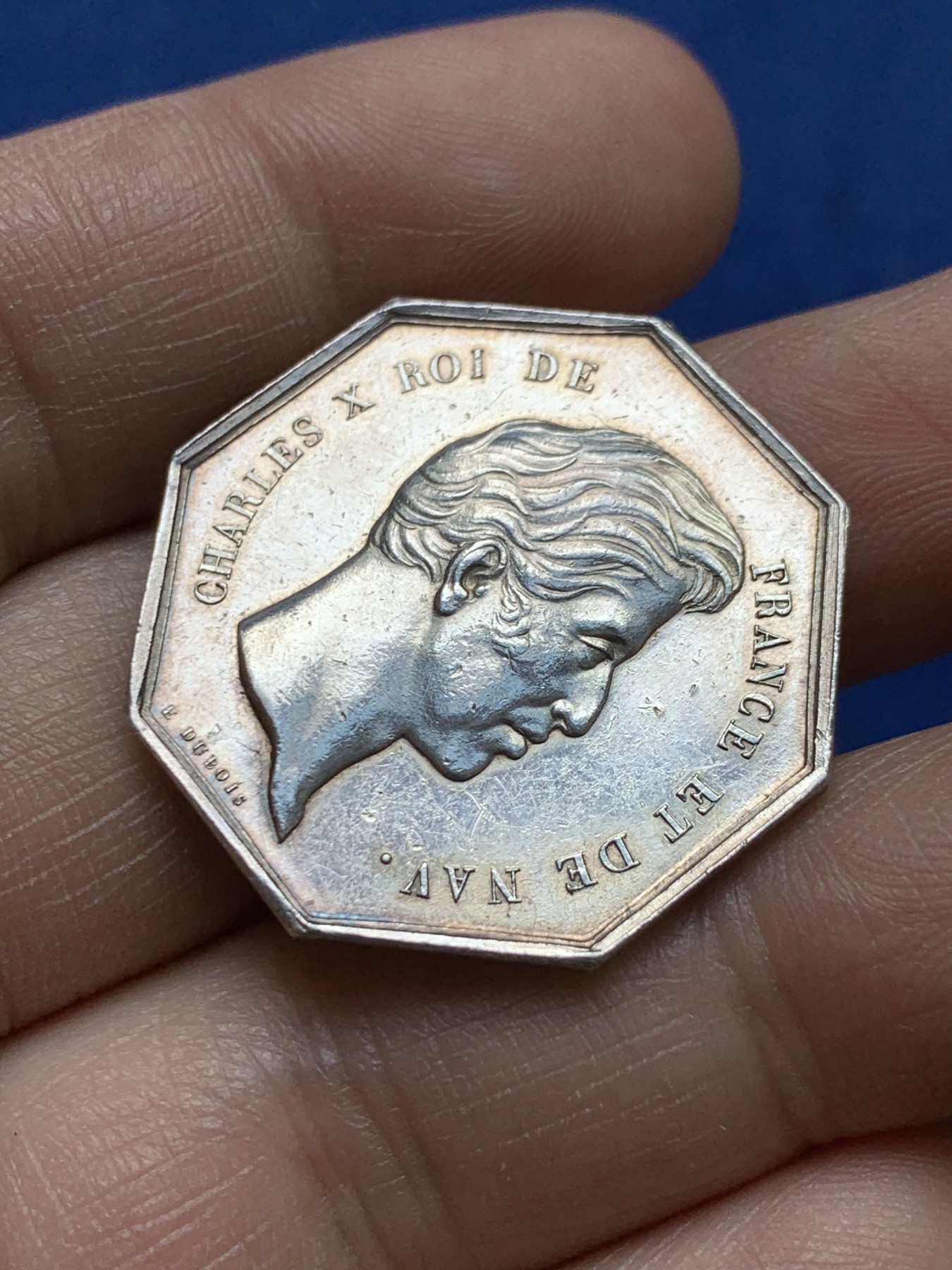 《竞宝斋》第262场-周日，周一，周二 3场连拍 (全场包邮) 法国奥尔良公证人银质八角代币，沉默之神塔喀特，13.59g，30.5mm，早期无边铭