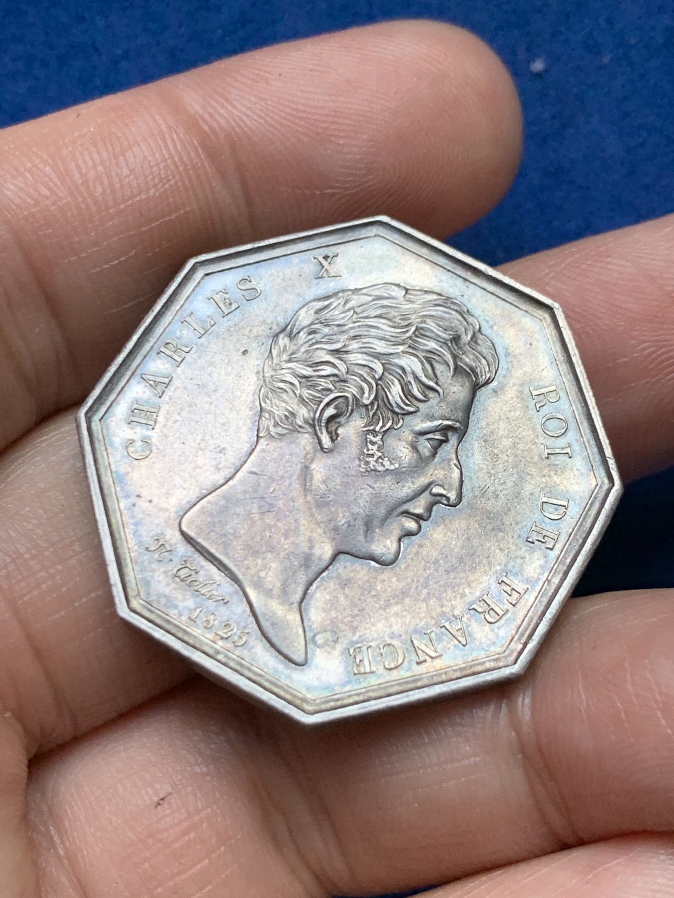 《竞宝斋》第262场-周日，周一，周二 3场连拍 (全场包邮) 法国1825年查理十世巴黎证券交易所JETON银质八角，直径33.3毫米 重量17.43克，早期光边原铸