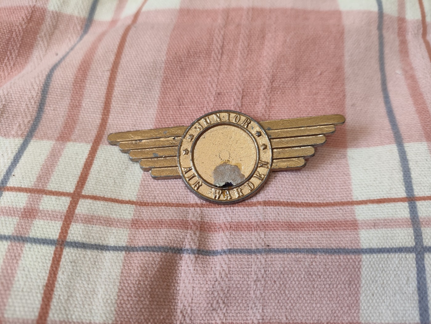 仁孝堂徽章红藏拍卖(第四场) 荷兰民防队员证章 中间部分是贴纸已经掉了