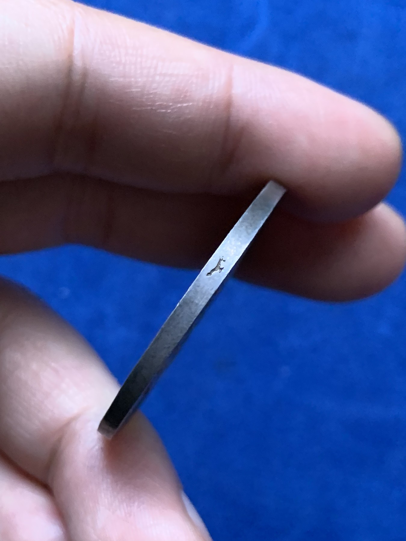 《竞宝斋》第262场-周日，周一，周二 3场连拍 (全场包邮) 法国银质代币，纪念1826年从圣艾蒂安到里昂的铁路，卢瓦尔河与罗纳河河神的上方是商业之神墨丘利，似乎是印证“要致富先修路”，19.80g，36.4mm，油灯边铭