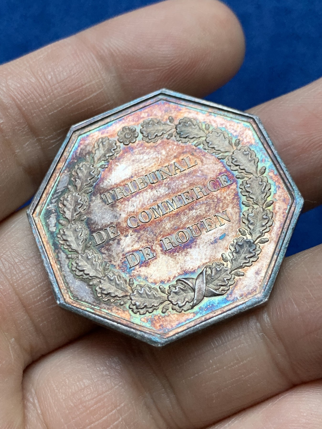 《竞宝斋》第262场-周日，周一，周二 3场连拍 (全场包邮) 法国1832年鲁昂商事法庭八角银质代币，19.57g，36.2mm，1832-1841神灯边铭