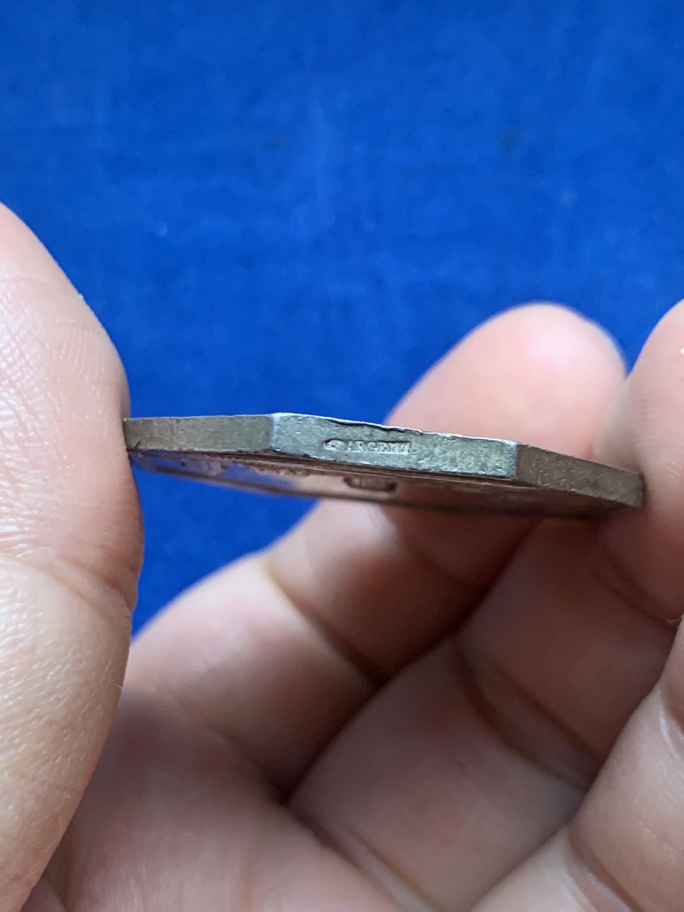 《竞宝斋》第262场-周日，周一，周二 3场连拍 (全场包邮) 法国勒阿弗尔海事保险公司八角银质代币，19.68g，36mm，手指边铭