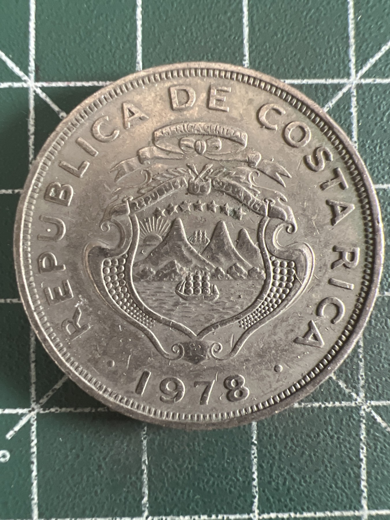 第657期 硬币场 （无押金，捡漏，全场50包邮，偏远地区除外，接收代拍业务，本店十天发一次货） 哥斯达黎加2克朗 1978年