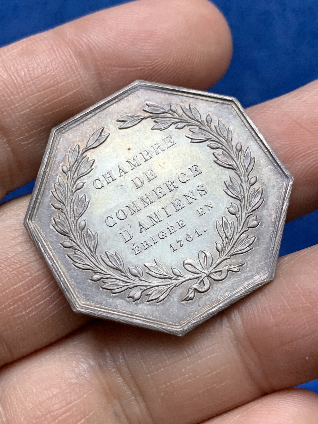 《竞宝斋》第262场-周日，周一，周二 3场连拍 (全场包邮) 法国八角银章，亚眠商会，17.15g，34.2mm，丰饶角边铭