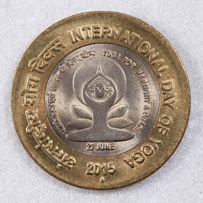 S&S Numismatic世界钱币-拍卖 第124期  - 印度2015年 国际瑜伽日 10卢布双色纪念币