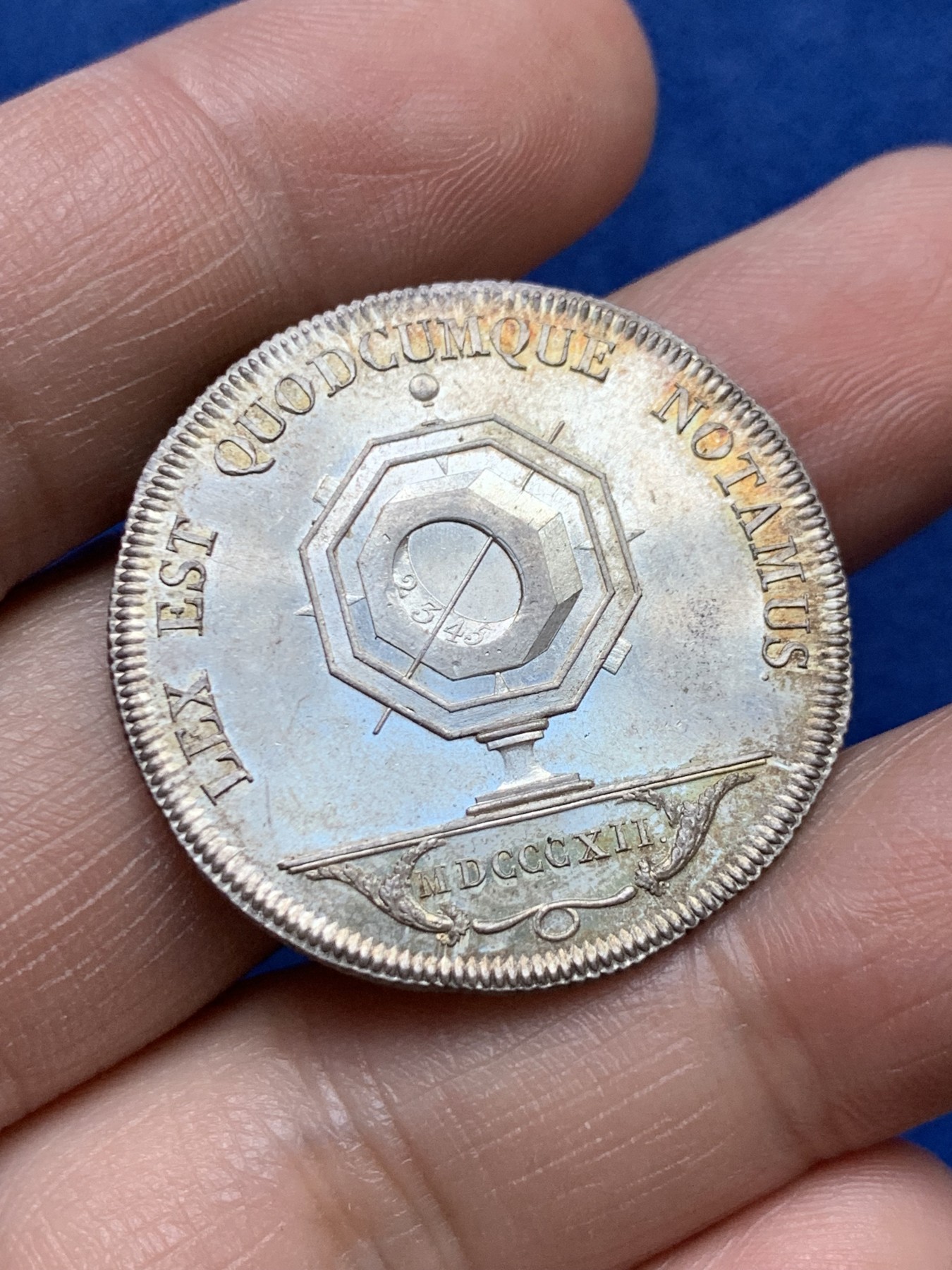 《竞宝斋》第262场-周日，周一，周二 3场连拍 (全场包邮) 法国1812年里昂公证人银质代用币，12.25g，32.5mm，早期无边铭