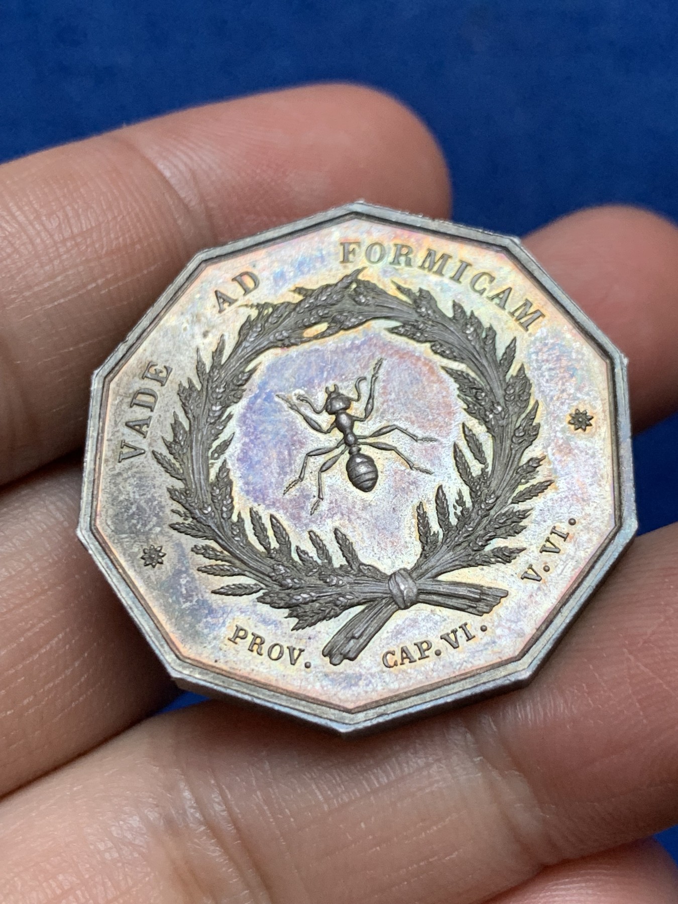 《竞宝斋》第262场-周日，周一，周二 3场连拍 (全场包邮) 法国里昂储蓄银行十边形代用银币，16.56g，33.2mm，丰饶角边铭