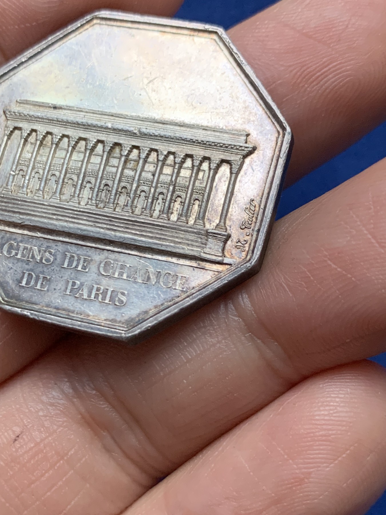 《竞宝斋》第262场-周日，周一，周二 3场连拍 (全场包邮) 法国1825年查理十世巴黎证券交易所JETON银质八角，直径33.3毫米 重量17.43克，早期光边原铸