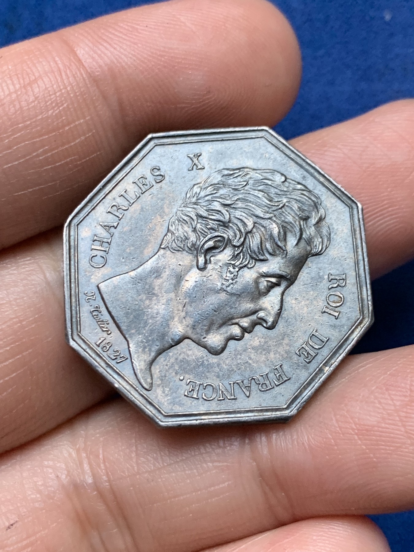 《竞宝斋》第262场-周日，周一，周二 3场连拍 (全场包邮) 法国莫克斯公证人八角银质代币，11.63g，30.2mm，早期无边铭