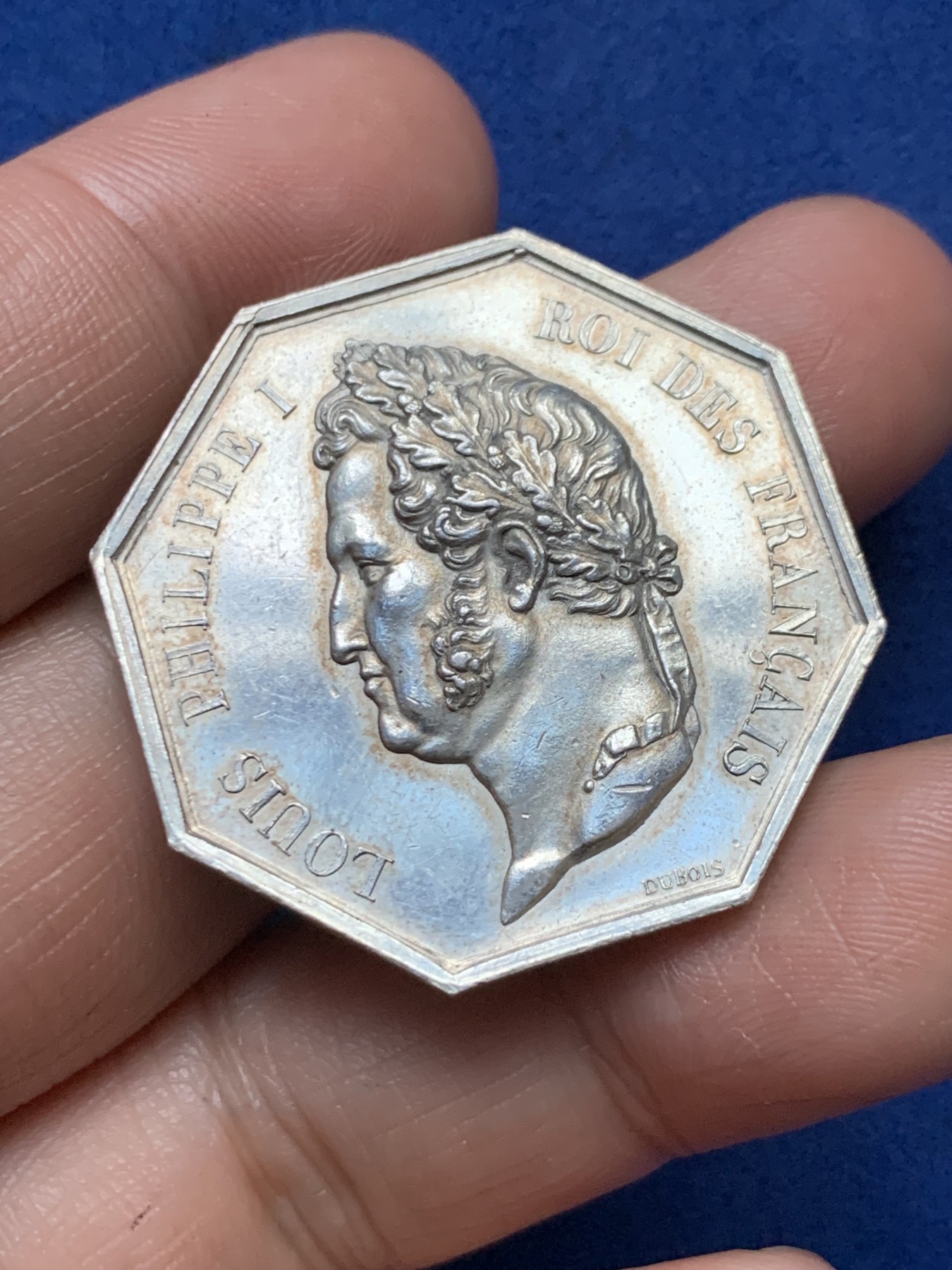 《竞宝斋》第262场-周日，周一，周二 3场连拍 (全场包邮) 法国菲利普一世 马赛商会八角银章，18.96g，34.8mm，船锚+C边铭（1841-1842）