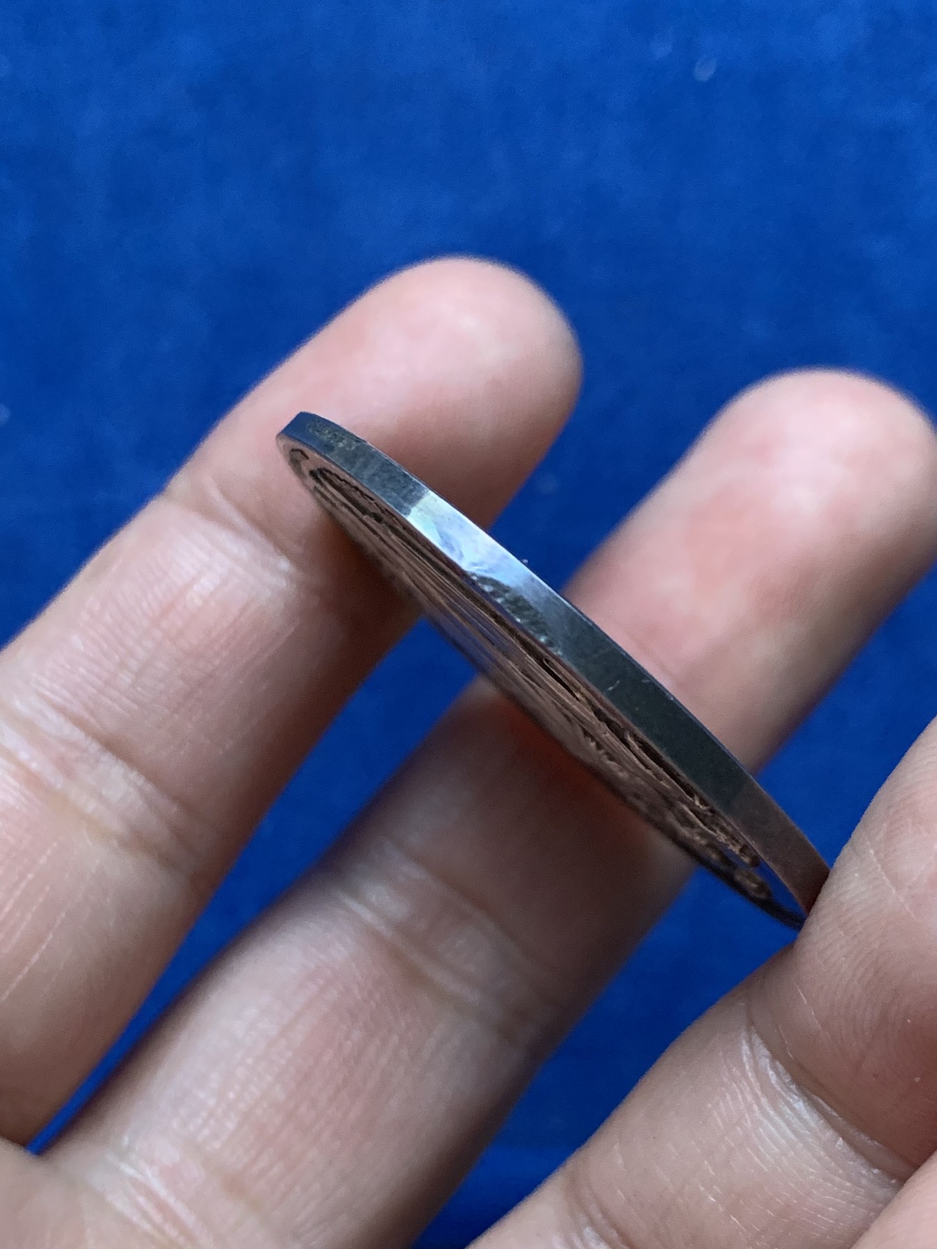 《竞宝斋》第262场-周日，周一，周二 3场连拍 (全场包邮) 法国银质jeton，诺曼底塞纳河畔商业和工业模拟自由公司，铭文：科学引导艺术和工业的发展，背面头像是高乃衣，22.82g，38.6mm，丰饶角边铭，8点方向有磕