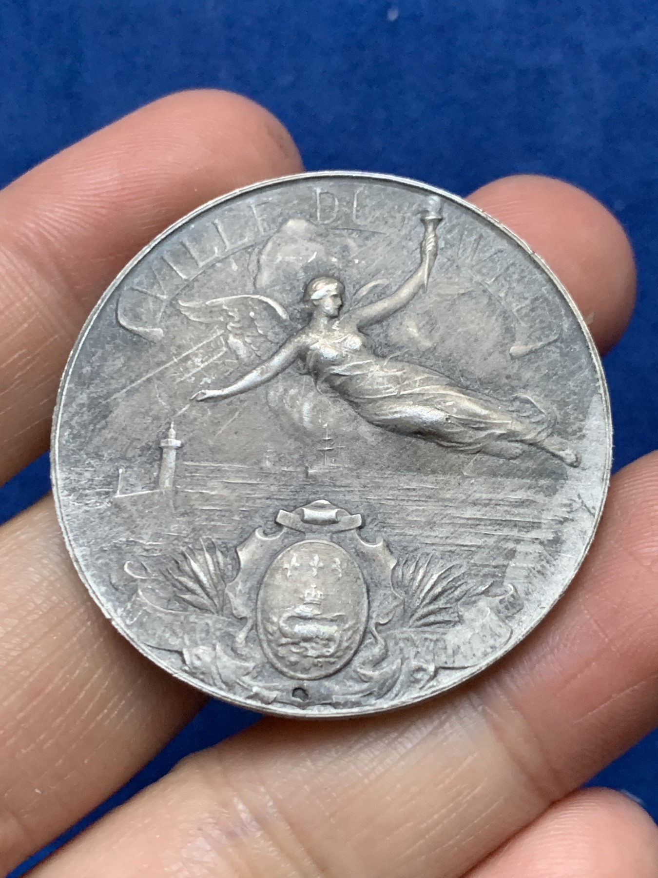 《竞宝斋》第262场-周日，周一，周二 3场连拍 (全场包邮) 法国勒阿弗尔市银质奖章，32.73g，41mm，边铭：菱形+argent