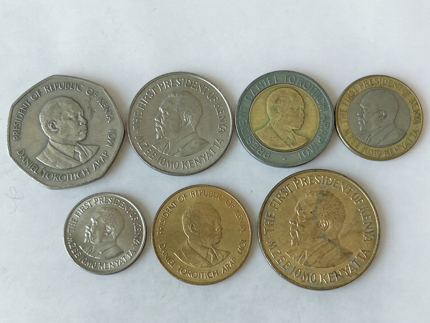 第一海外回流一元起拍收藏 散币专场 第82期 肯尼亚不同面值硬币 7枚