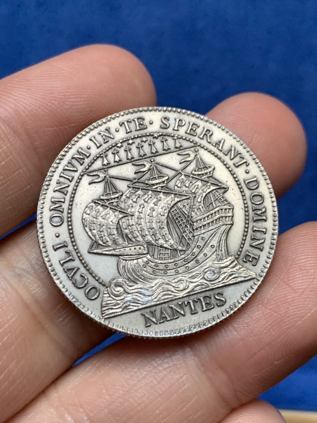 《竞宝斋》第262场-周日，周一，周二 3场连拍 (全场包邮) 法国南特商会银质jeton，15.76g，31.8mm，背面4点方向丰饶角1星戳记，含银0.925
