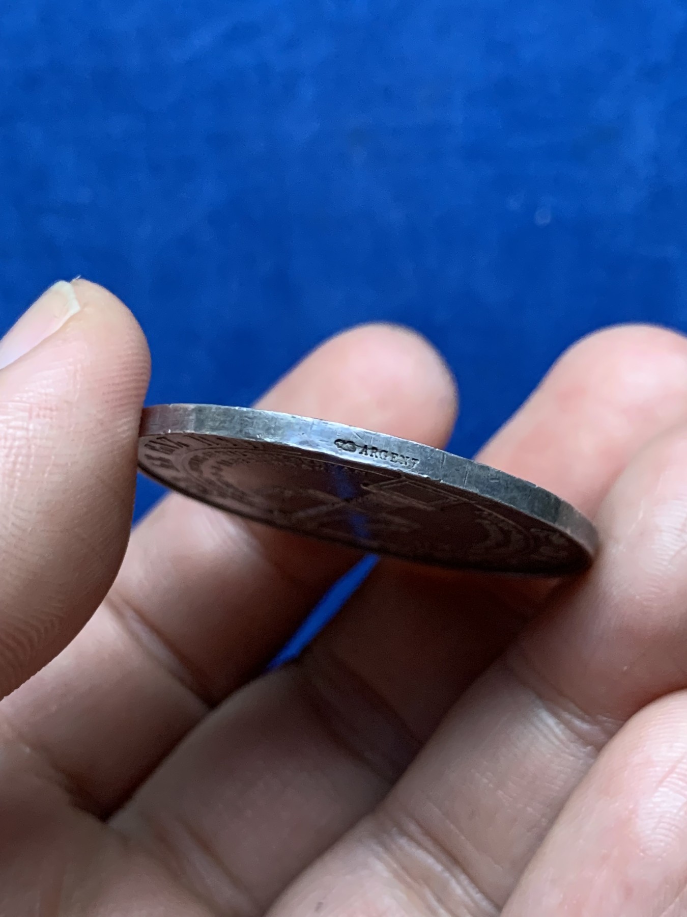 《竞宝斋》第262场-周日，周一，周二 3场连拍 (全场包邮) 法国天然气照明公司银质代币，19.94g，37.5mm，丰饶角边铭