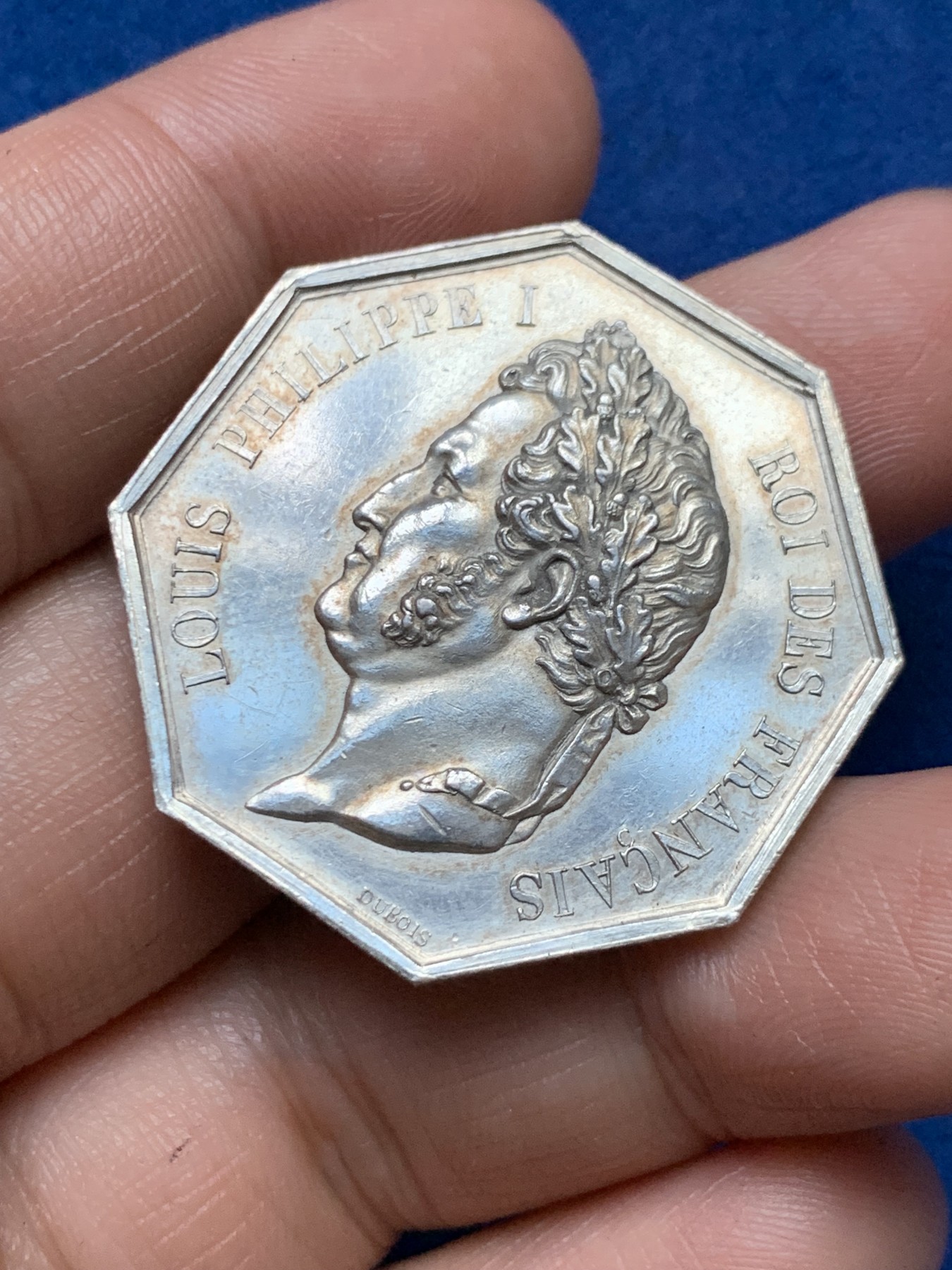 《竞宝斋》第262场-周日，周一，周二 3场连拍 (全场包邮) 法国菲利普一世 马赛商会八角银章，18.96g，34.8mm，船锚+C边铭（1841-1842）