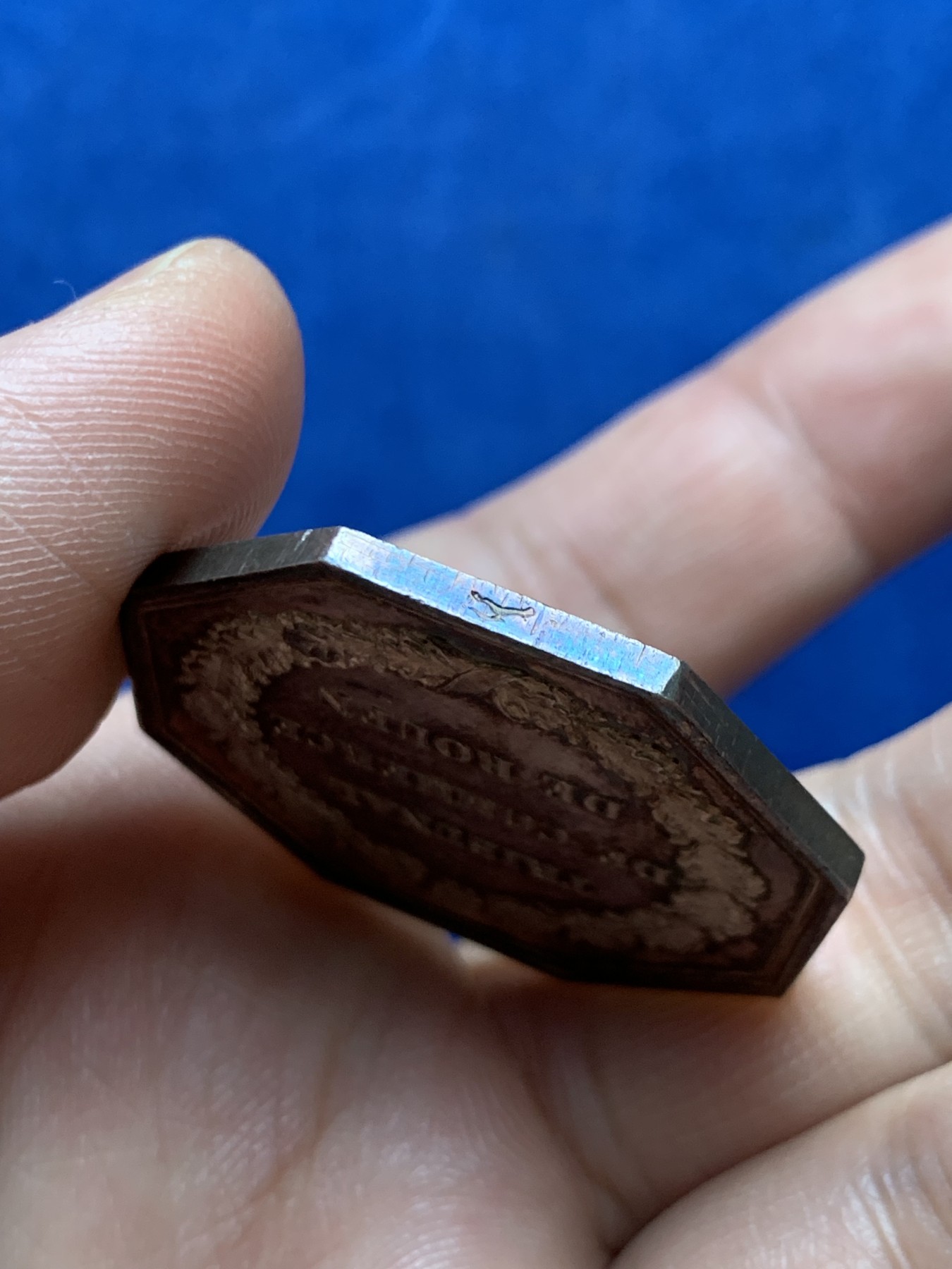 《竞宝斋》第262场-周日，周一，周二 3场连拍 (全场包邮) 法国1832年鲁昂商事法庭八角银质代币，19.57g，36.2mm，1832-1841神灯边铭