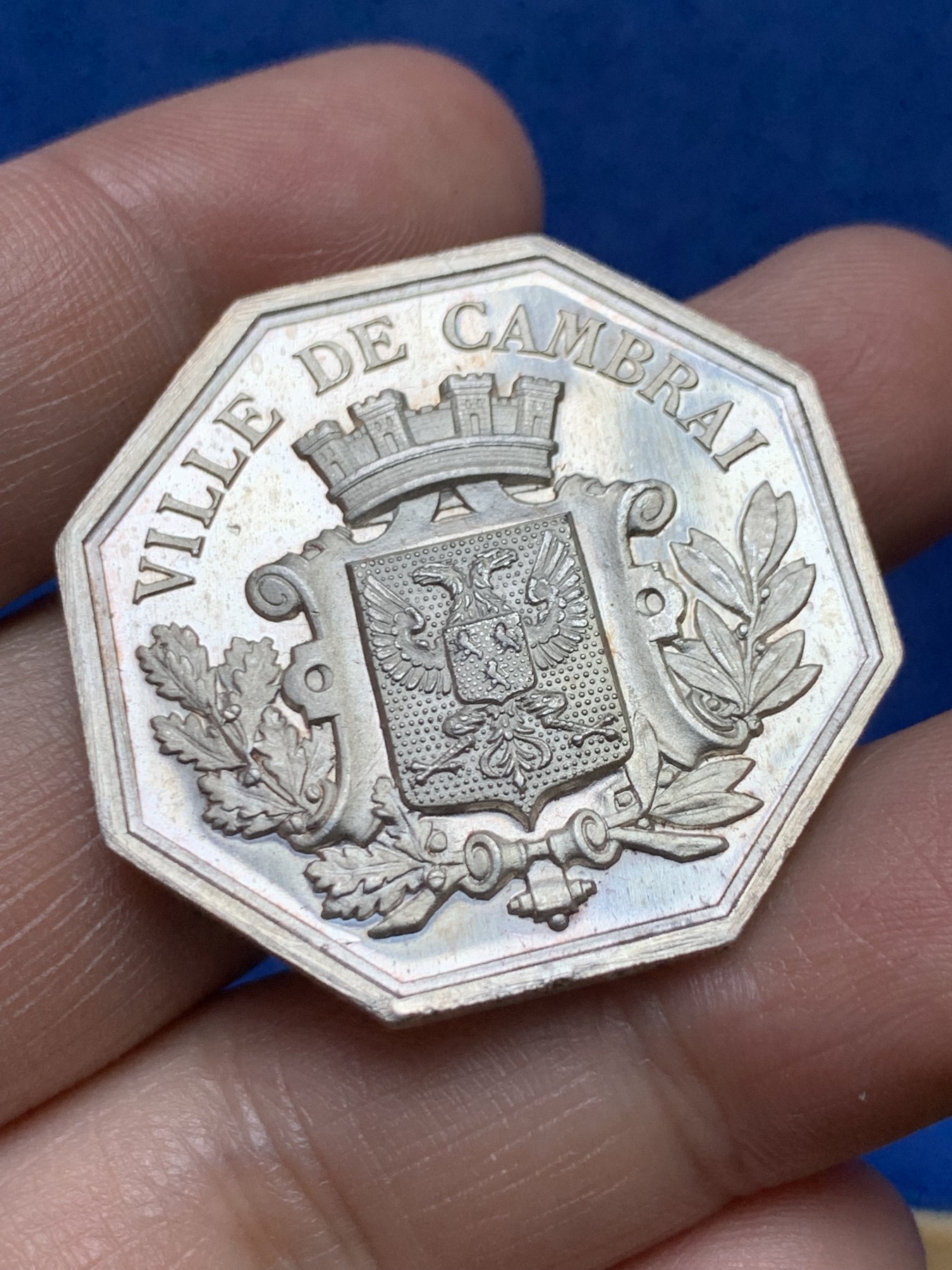 《竞宝斋》第262场-周日，周一，周二 3场连拍 (全场包邮) 法国八角银质代币，康布雷商会，18.72g，35.8mm，边铭：野猪头+菱形，950/1000含银