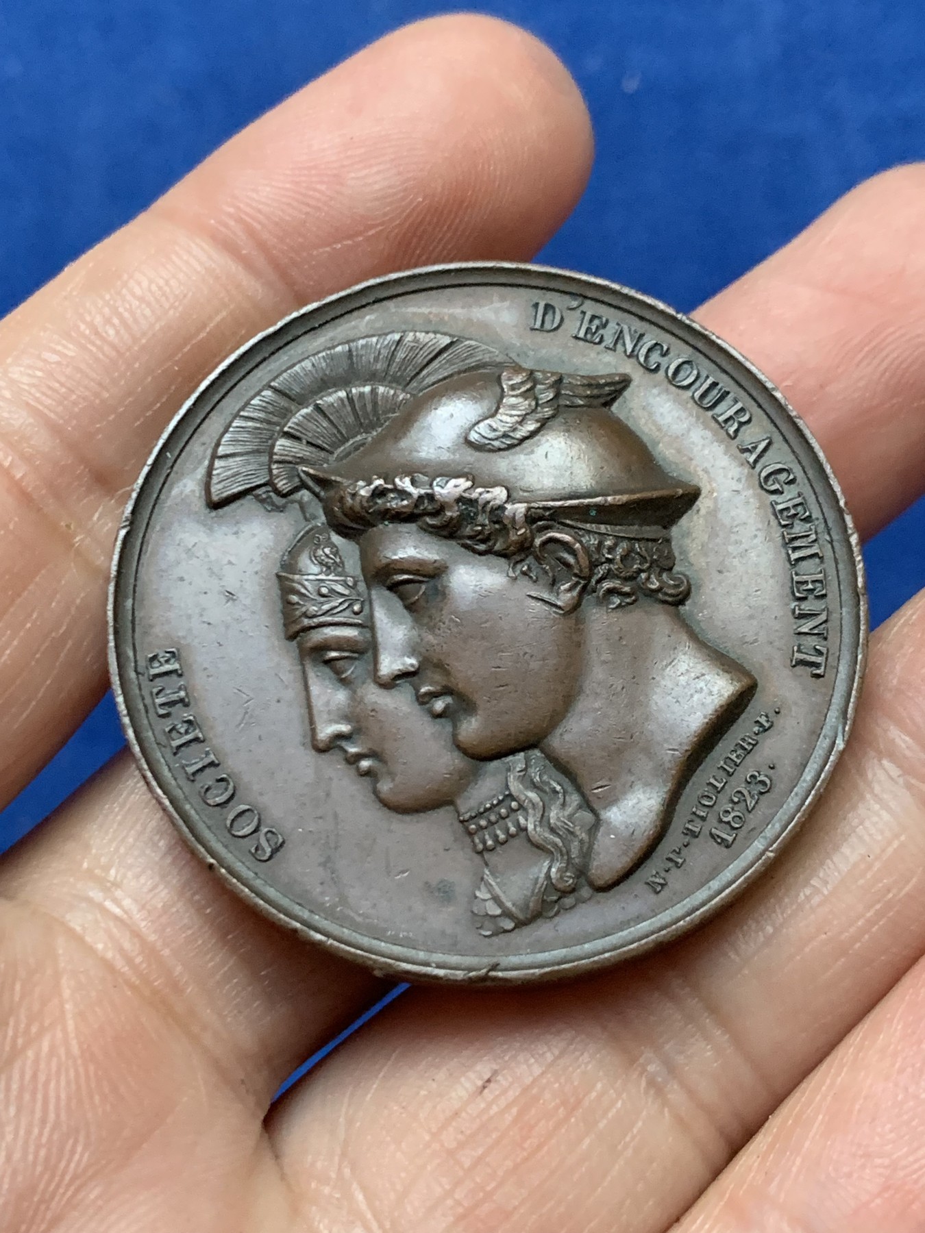 《竞宝斋》第262场-周日，周一，周二 3场连拍 (全场包邮) 法国学院和学术团体铜质奖章，密涅瓦与墨丘利，高浮雕，37.61g，40.8mm，早期无边铭