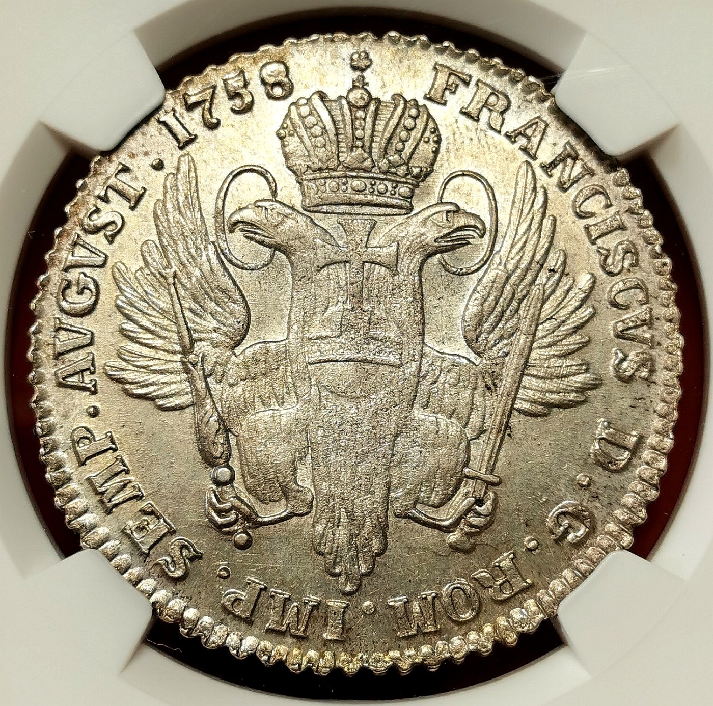 凡希社世界钱币微拍第二百六十六期 荐！1758帝国自由市汉堡城市徽章32先令大银NGC-MS64，灰彩皮蛋光，质感卓越的一枚！