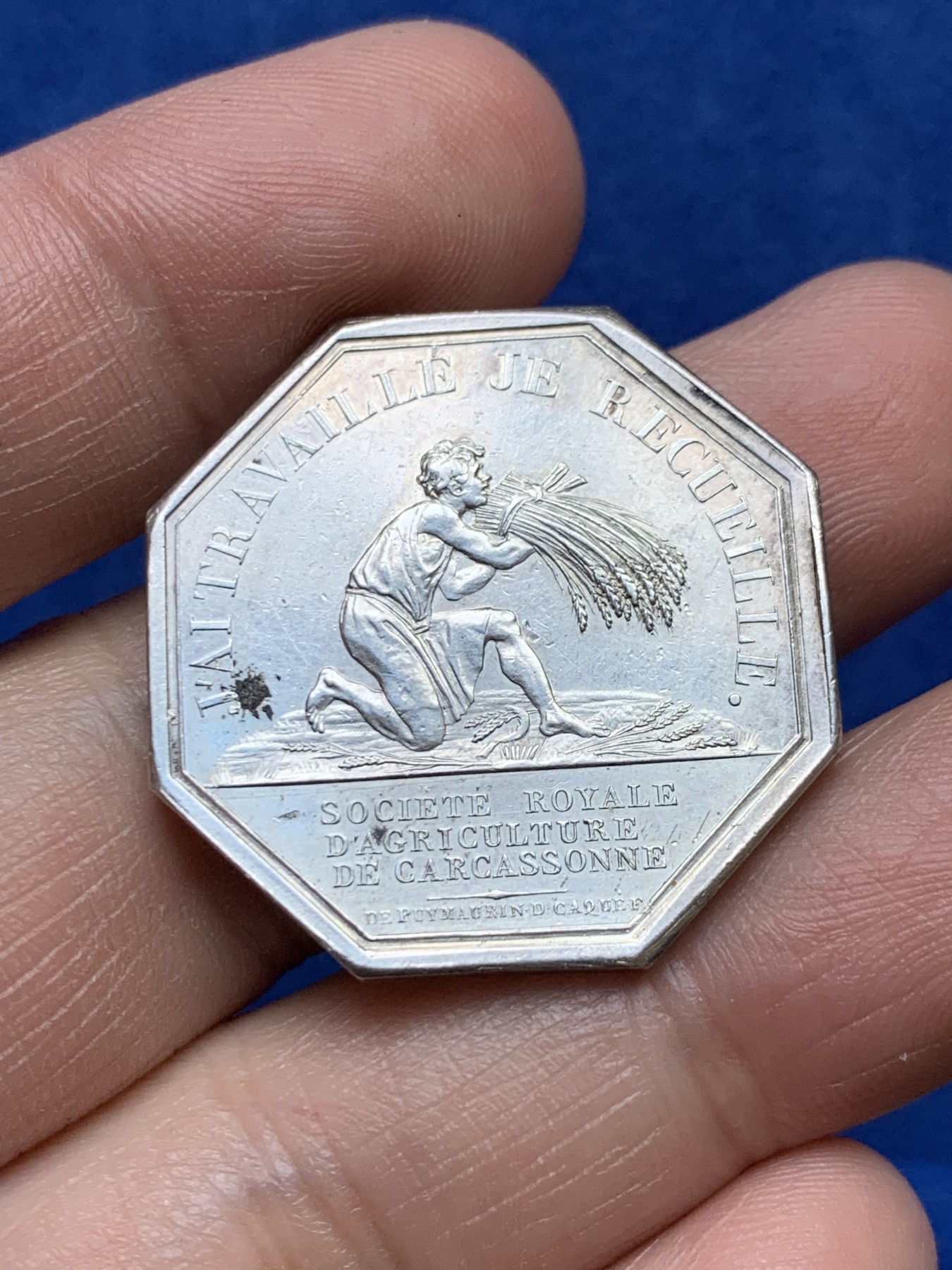 《竞宝斋》第262场-周日，周一，周二 3场连拍 (全场包邮) 法国八角银质代币，卡尔卡松皇家农业协会，13.23g，30.5mm，1832年以前无边铭