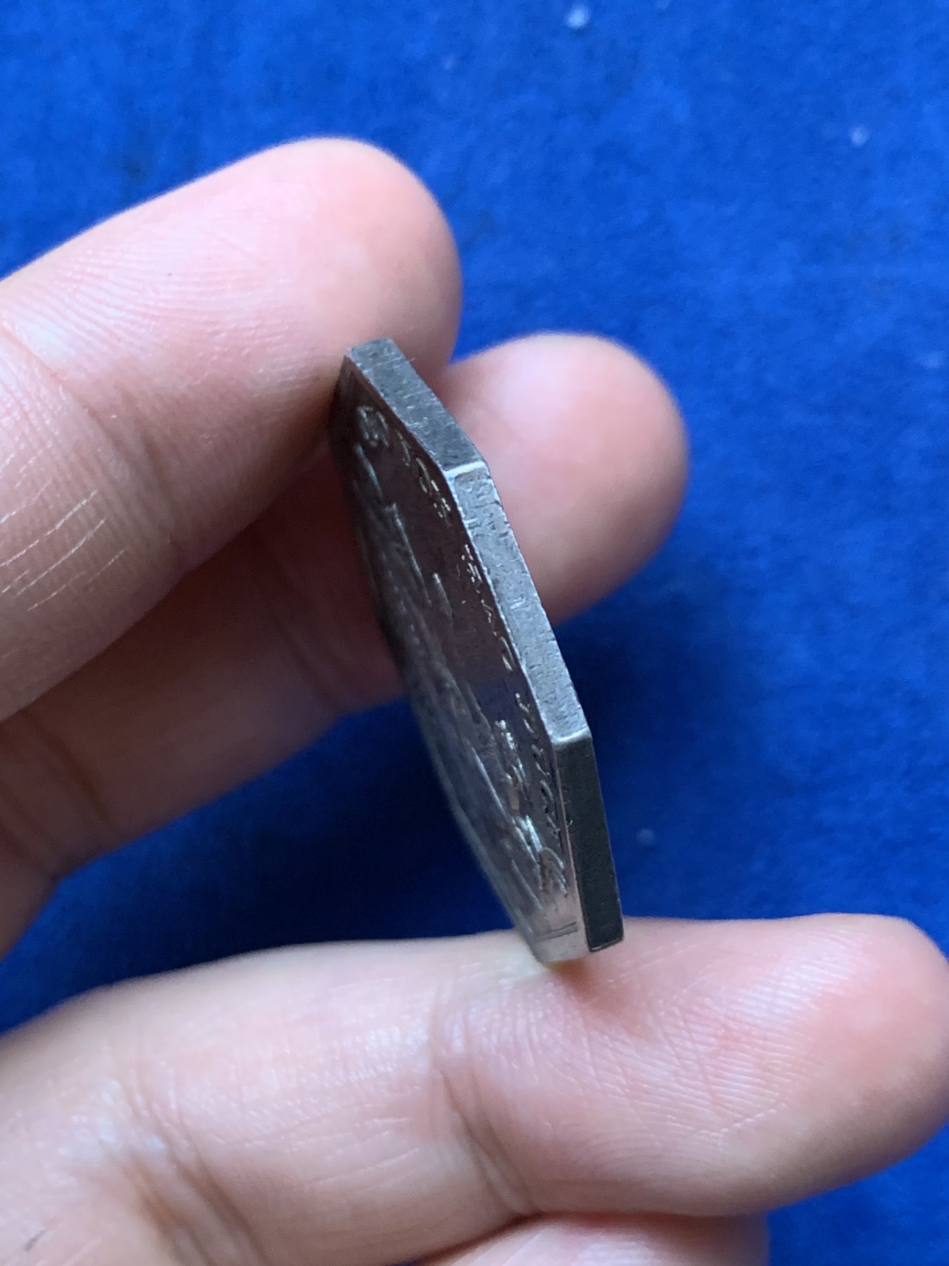 《竞宝斋》第262场-周日，周一，周二 3场连拍 (全场包邮) 法国1807年拿破仑波尔多商会八角银质jeton，15.66g，31.5mm，早期无边铭