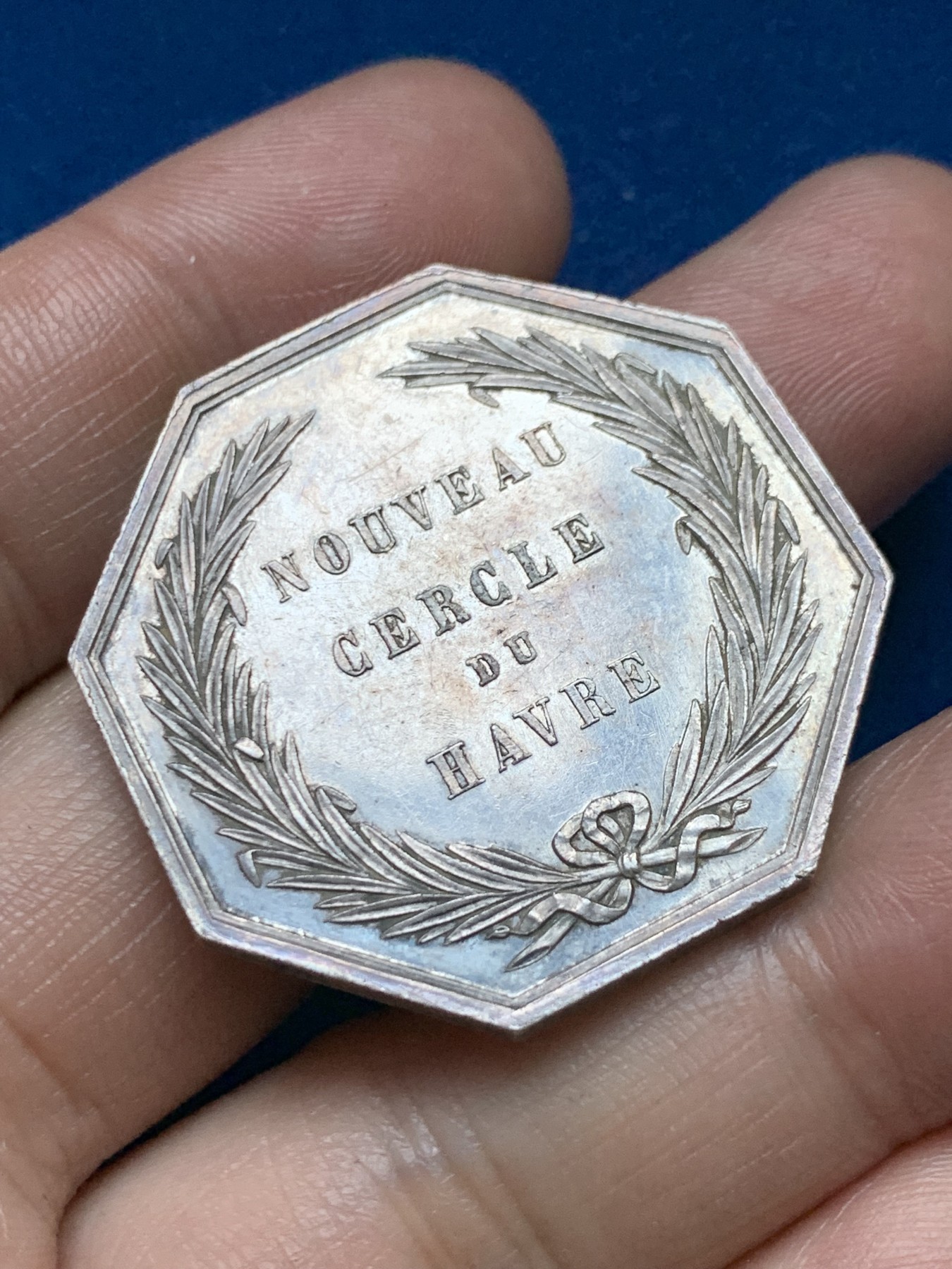 《竞宝斋》第262场-周日，周一，周二 3场连拍 (全场包邮) 法国八角银章，勒阿弗尔保险公司，19.46g，36.2mm，野猪头边铭，含银95%