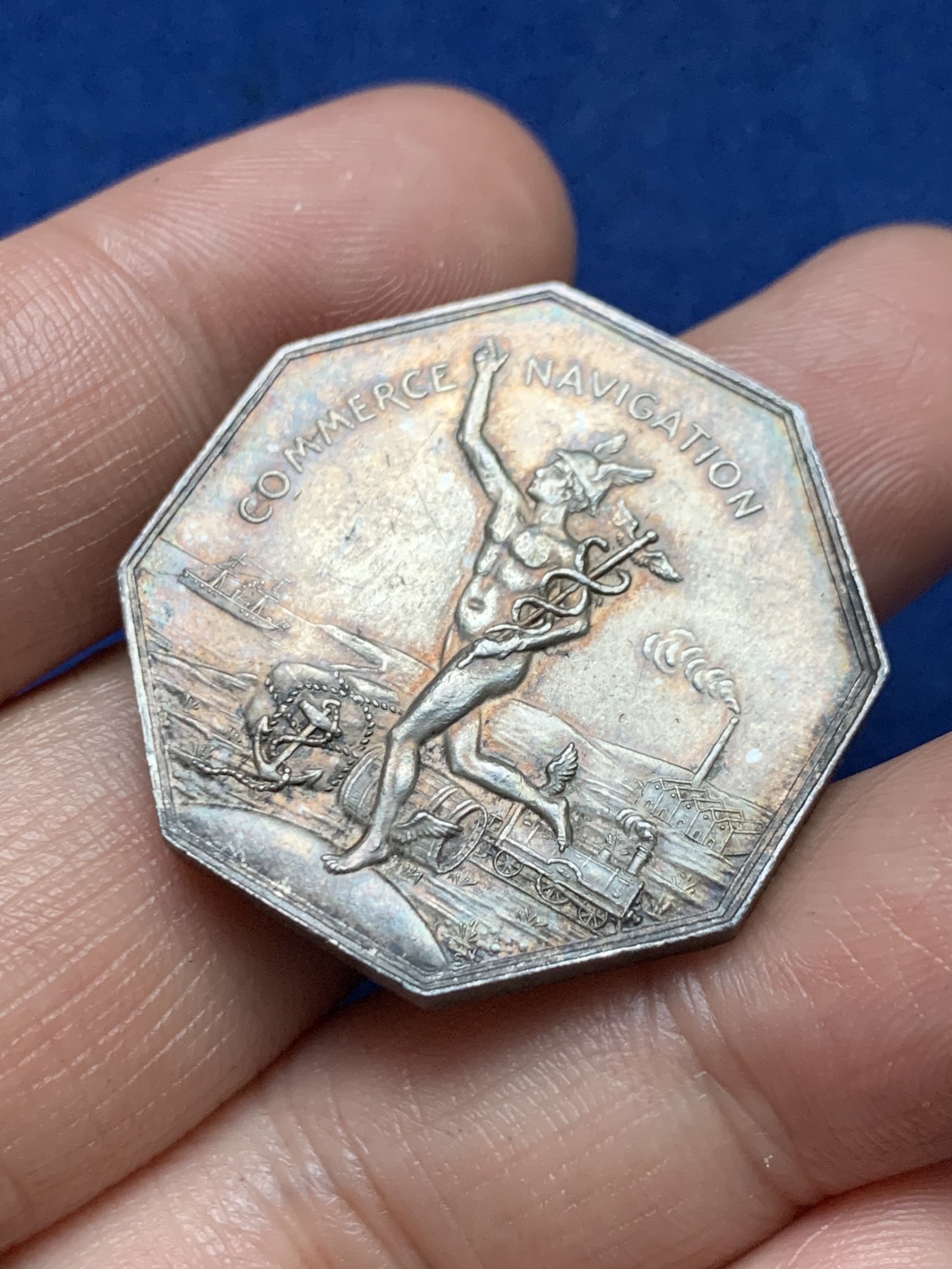 《竞宝斋》第262场-周日，周一，周二 3场连拍 (全场包邮) 法国罗纳商会八角银质代币，15.99g，32.2mm，丰饶角边铭